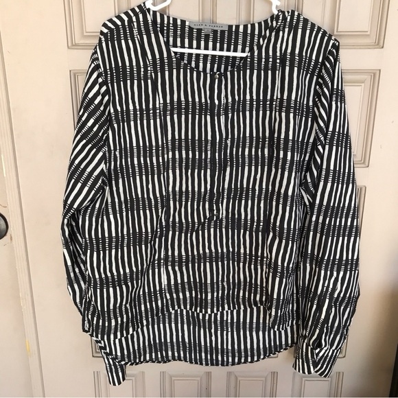 Alex A Parker Blouse 1/2Button Closure HiLo SzXL Blk/Wht Acrylic Snap Cuff - Picture 1 of 9